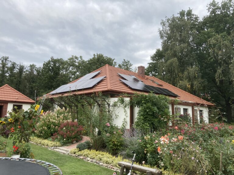 Instalacja fotowoltaiczna wykonana przez Apex Renewables