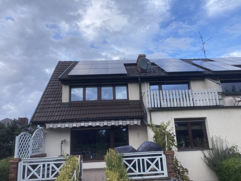 Instalacja fotowoltaiczna wykonana przez Apex Renewables