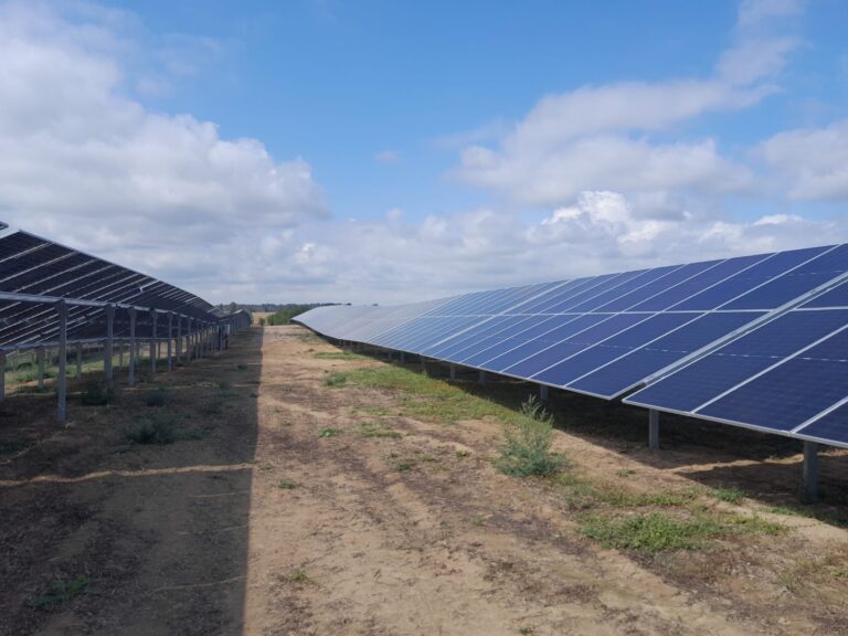 Instalacja fotowoltaiczna wykonana przez Apex Renewables