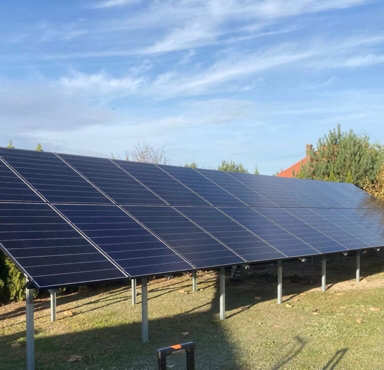 Instalacja fotowoltaiczna wykonana przez Apex Renewables
