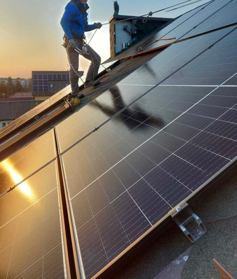 Instalacja fotowoltaiczna wykonana przez Apex Renewables