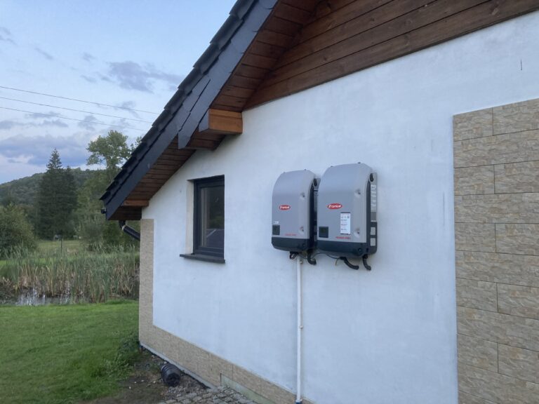 Instalacja fotowoltaiczna wykonana przez Apex Renewables