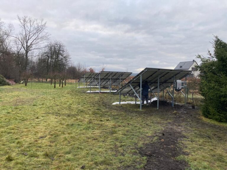 Instalacja fotowoltaiczna wykonana przez Apex Renewables