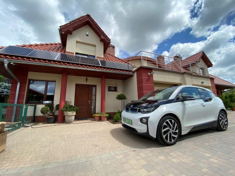 Instalacja fotowoltaiczna wykonana przez Apex Renewables