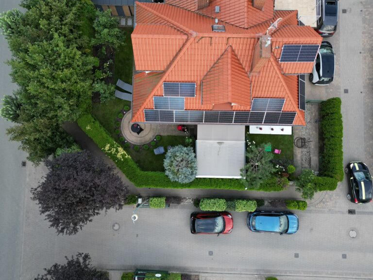 Instalacja fotowoltaiczna wykonana przez Apex Renewables
