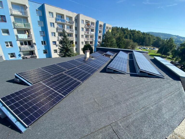 Instalacja fotowoltaiczna wykonana przez Apex Renewables
