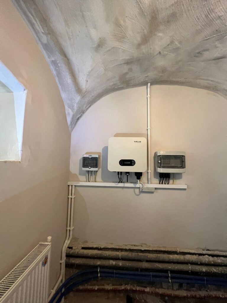Instalacja fotowoltaiczna wykonana przez Apex Renewables