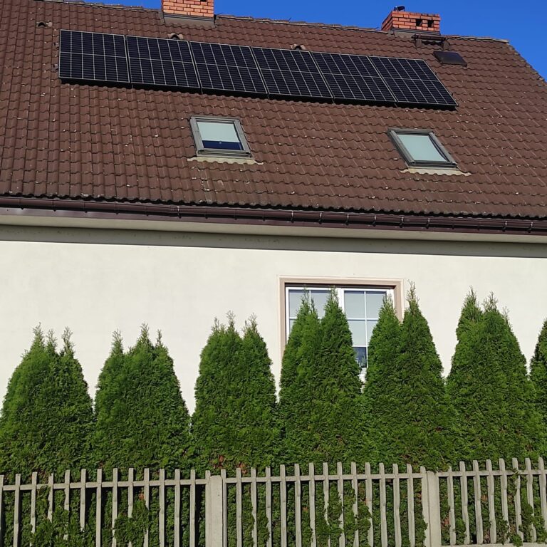 Instalacja fotowoltaiczna wykonana przez Apex Renewables
