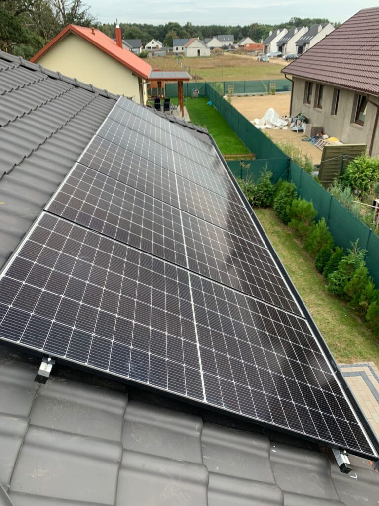 Instalacja fotowoltaiczna wykonana przez Apex Renewables