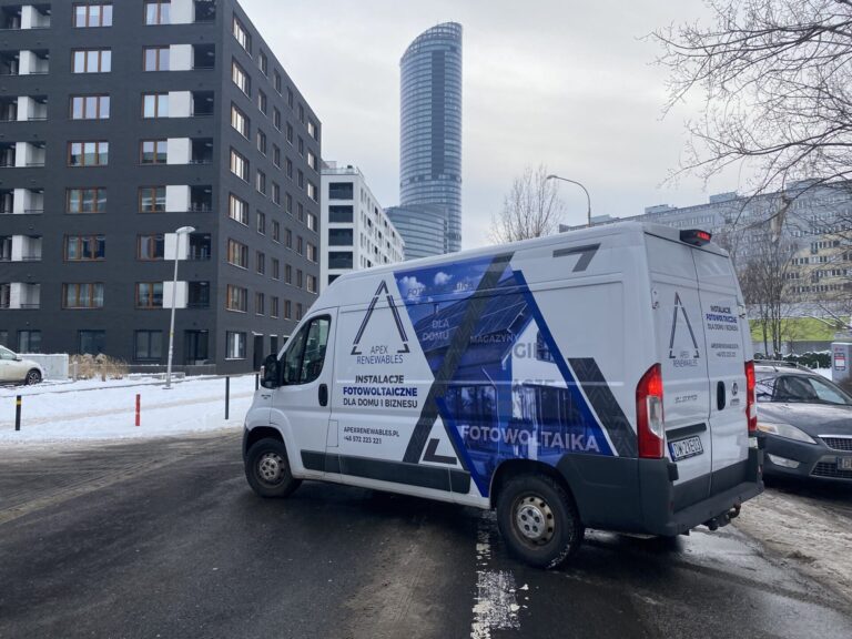 Instalacja fotowoltaiczna wykonana przez Apex Renewables