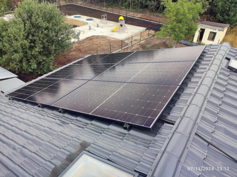 Instalacja fotowoltaiczna wykonana przez Apex Renewables