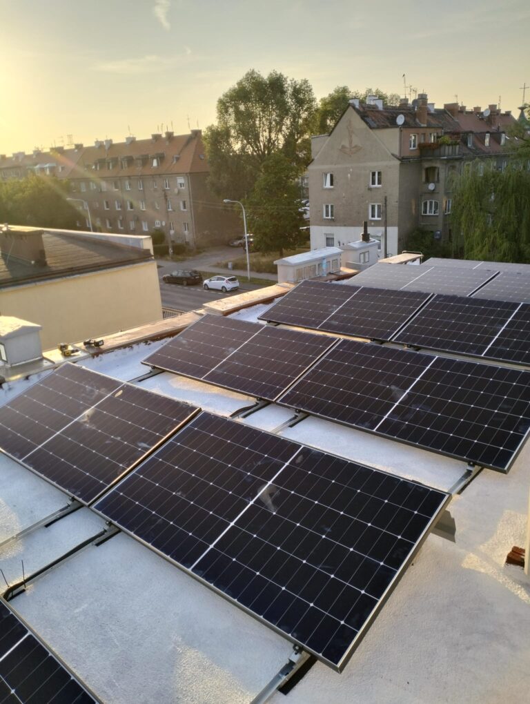 Instalacja fotowoltaiczna wykonana przez Apex Renewables
