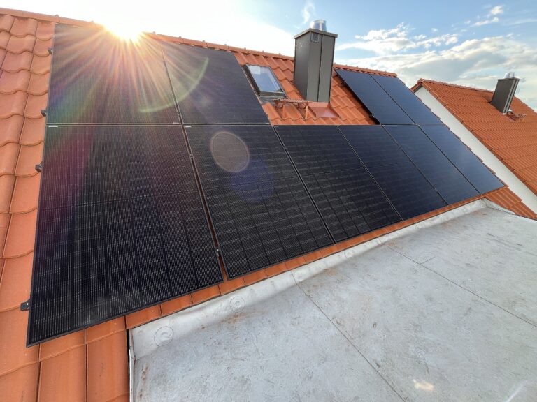 Instalacja fotowoltaiczna wykonana przez Apex Renewables