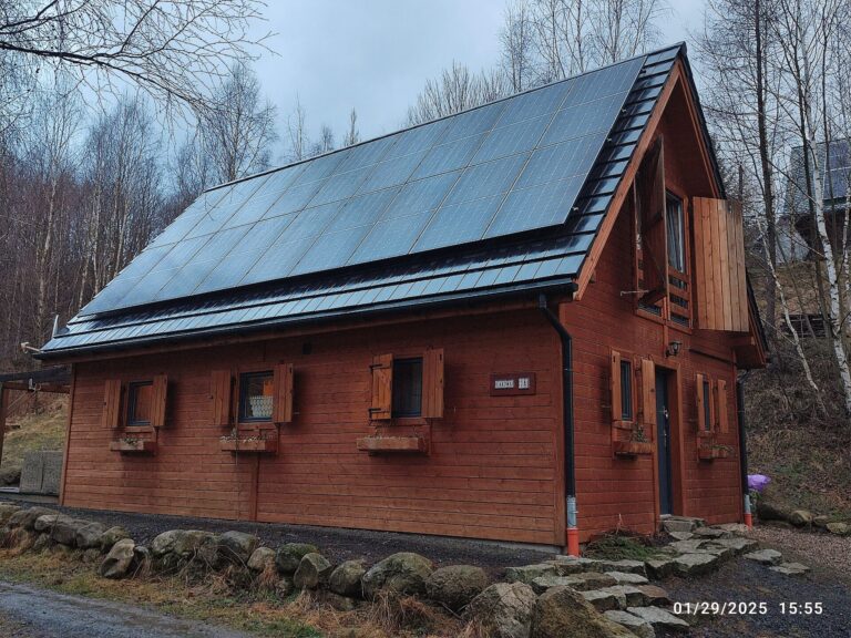 Instalacja fotowoltaiczna wykonana przez Apex Renewables